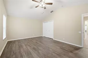 4140 Bismarck Palm Dr, Tampa, FL 33610 - Photo 17