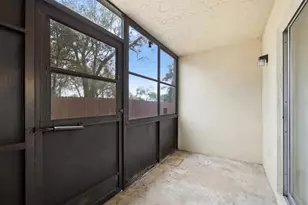 2420 Winding Creek Blvd, Clearwater, FL 33761 - Photo 15