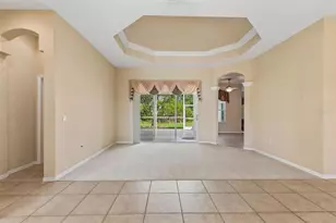 7424 Melogold Cir, Land O Lakes, FL 34637 - Photo 11