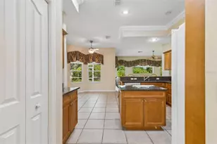 7424 Melogold Cir, Land O Lakes, FL 34637 - Photo 25