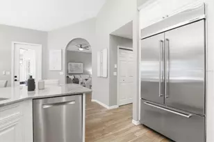 2111 Pinnacle Cir N, Palm Harbor, FL 34684 - Photo 35