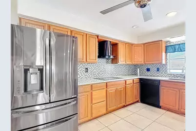 11020 Peppertree Lane, Port Richey, FL 34668 - Photo 9