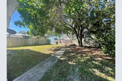 673 59th Street S, Saint Petersburg, FL 33707 - Photo 21
