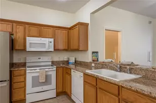 3349 Covered Bridge Dr W, Dunedin, FL 34698 - Photo 9