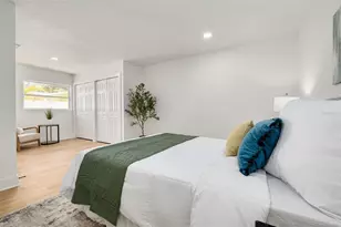 880 Bay Vista Blvd S, Saint Petersburg, FL 33705 - Photo 17