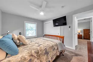 5260 Coquina Key Dr SE, Saint Petersburg, FL 33705 - Photo 27