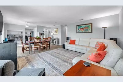 5260 Coquina Key Drive SE #C, Saint Petersburg, FL 33705 - Photo 13