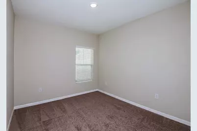 34767 Blossom Fall Path, Zephyrhills, FL 33541 - Photo 9