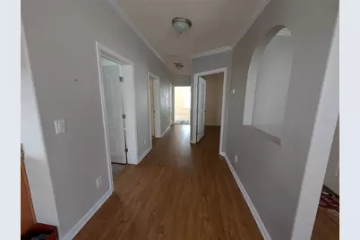 9101 Fairway Loop, Dade City, FL 33525 - Photo 11