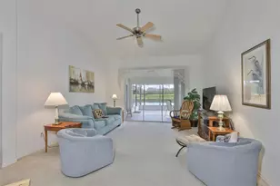 917 Villeroy Greens Dr, Sun City Center, FL 33573 - Photo 19