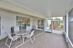 917 Villeroy Greens Dr, Sun City Center, FL 33573 - Photo 35