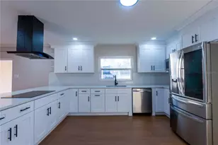 7812 Garrison St, Tampa, FL 33617 - Photo 9