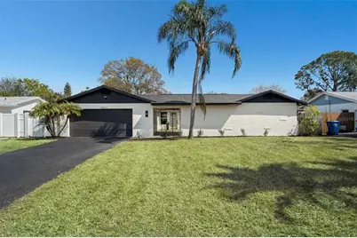 6567 22nd Street N, Saint Petersburg, FL 33702 - Photo 1