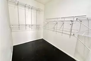 2981 Bonaventure Cir, Palm Harbor, FL 34684 - Photo 11