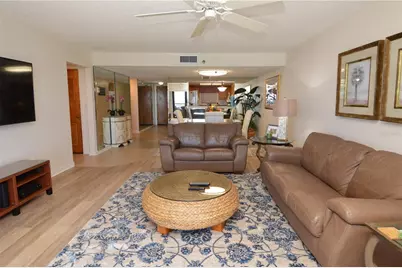 900 Gulf Boulevard #907, Indian Rocks Beach, FL 33785 - Photo 27