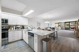 6650 Sunset Way, Saint Pete Beach, FL 33706 - Photo 7