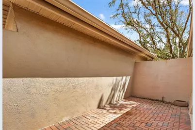17550 Fairmeadow Drive, Tampa, FL 33647 - Photo 29