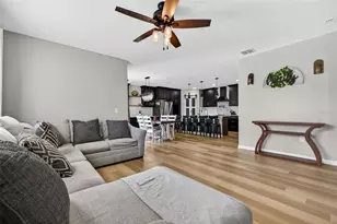 509 Arbequina Ct, Plant City, FL 33566 - Photo 9