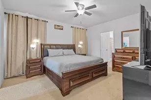 17006 Wave Tressle Pl, Wimauma, FL 33598 - Photo 11