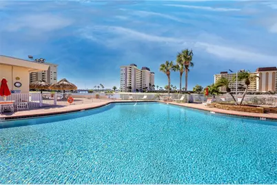 4650 Cove Circle #409, Saint Petersburg, FL 33708 - Photo 7