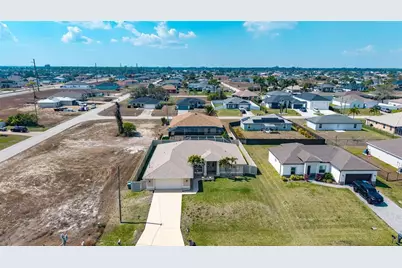 2422 NW 20th Place, Cape Coral, FL 33993 - Photo 43