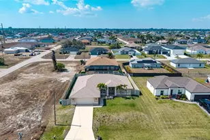 2422 NW 20th Pl, Cape Coral, FL 33993 - Photo 43