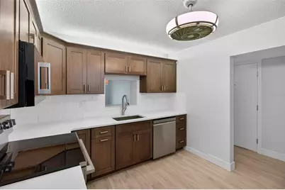 7645 Sun Island Drive S #103, South Pasadena, FL 33707 - Photo 11