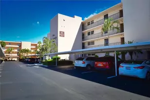 7645 Sun Island Dr S, South Pasadena, FL 33707 - Photo 33