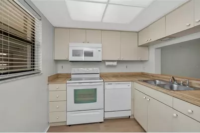 3034 Eastland Boulevard #D210, Clearwater, FL 33761 - Photo 3