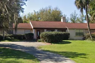 8943 Silver Lake Dr, Leesburg, FL 34788 - Photo 1