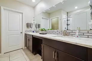 984 Olive Conch St, Ruskin, FL 33570 - Photo 25