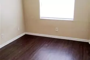 9525 Lake Park Dr, Thonotosassa, FL 33592 - Photo 7