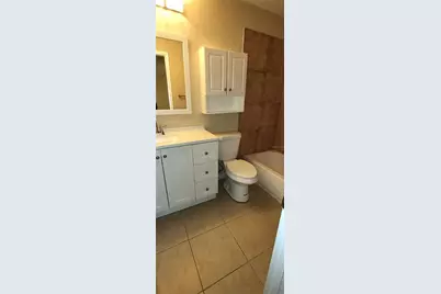 9525 Lake Park Drive #9525, Thonotosassa, FL 33592 - Photo 5