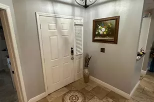 12809 Dunhill Dr, Tampa, FL 33624 - Photo 7