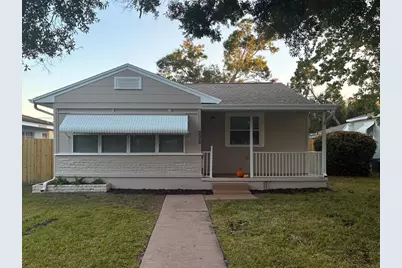 238 43rd Avenue N, Saint Petersburg, FL 33703 - Photo 1