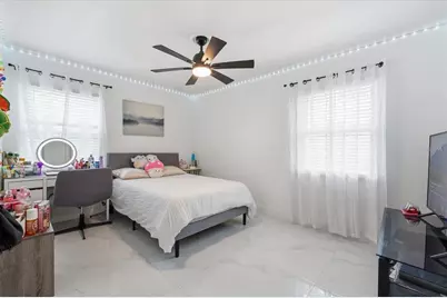 2521 W Minnehaha Street, Tampa, FL 33614 - Photo 9