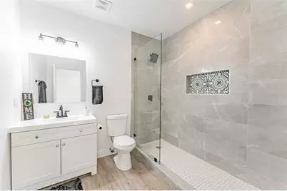 1305 E Osborne Avenue, Tampa, FL 33603 - Photo 3