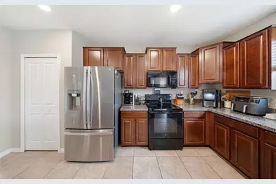 4910 Babbling Brook Lane, Wimauma, FL 33598 - Photo 17