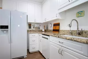 203 Austin Hill Ct, Sun City Center, FL 33573 - Photo 25