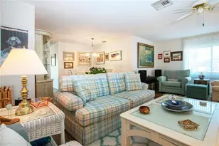 203 Austin Hill Ct, Sun City Center, FL 33573 - Photo 9