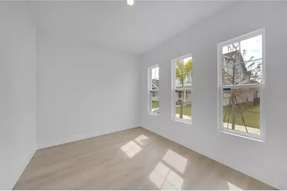 7267 Kodiak Lane, Sarasota, FL 34240 - Photo 11