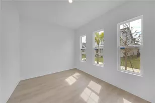 7267 Kodiak Ln, Sarasota, FL 34240 - Photo 11