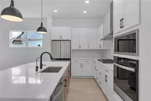 7267 Kodiak Ln, Sarasota, FL 34240 - Photo 9