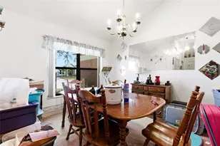 3040 Windridge Oaks Dr, Palm Harbor, FL 34684 - Photo 5