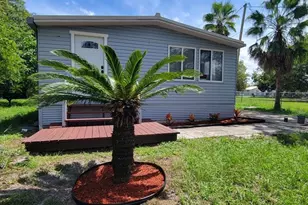 12242 Parkwood St, Hudson, FL 34669 - Photo 3