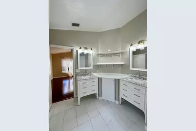 5541 Dark Star Loop, Wesley Chapel, FL 33544 - Photo 13