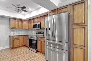 3810 Hollister Pl, Brandon, FL 33511 - Photo 11