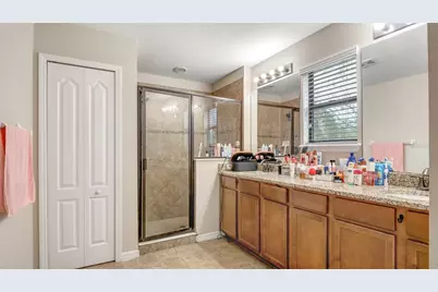 10235 Villa Palazzo Court, Tampa, FL 33615 - Photo 25
