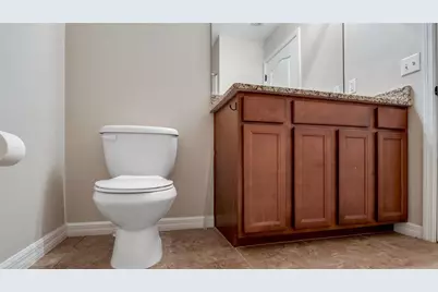10235 Villa Palazzo Court, Tampa, FL 33615 - Photo 21