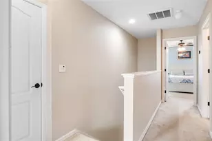 10235 Villa Palazzo Ct, Tampa, FL 33615 - Photo 47